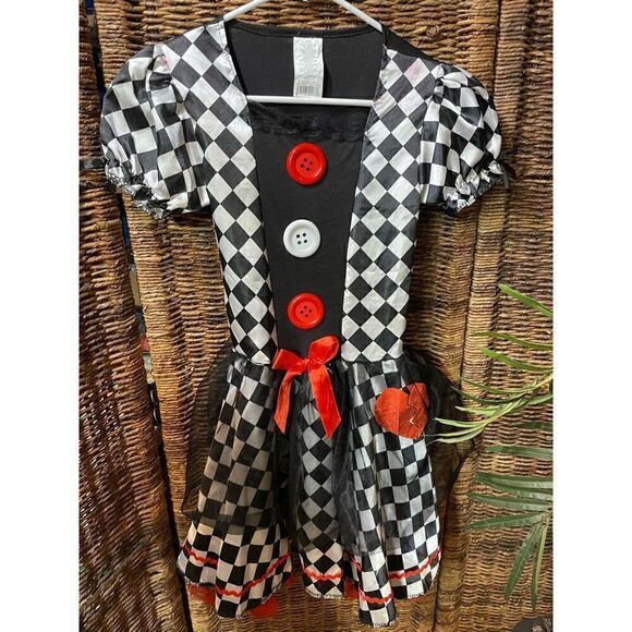 Queen of Hearts Girls Halloween Costume 10/12 - Picture 3 of 14